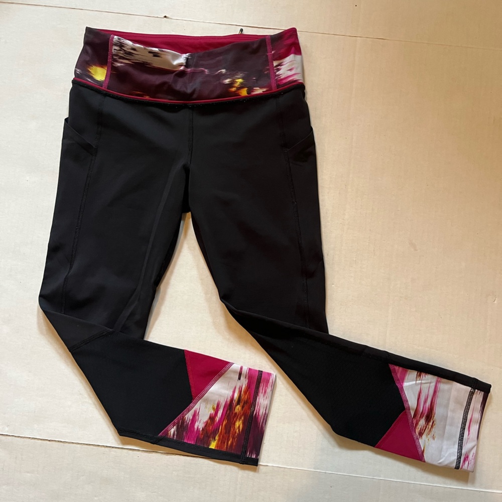 Lululemon Embody leggings black pink side pockets zip waist pocket sz 4